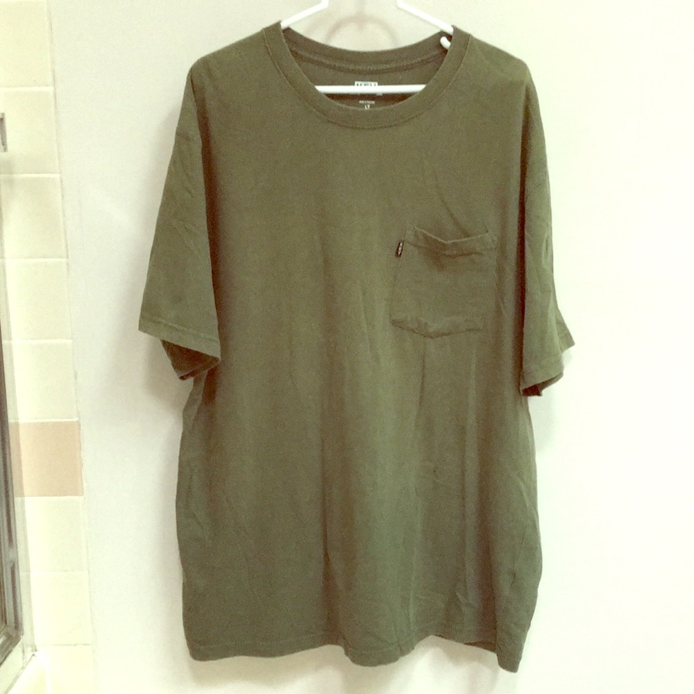 🔹Men’s Army Green KEY Short Sleeve Tee w/ Pocket